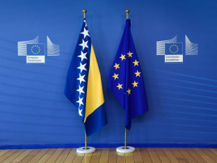BRUKA EU: Brisel u BiH šalje čovjeka bez iskustva da za 10.000 evra "popravlja" pravosuđe