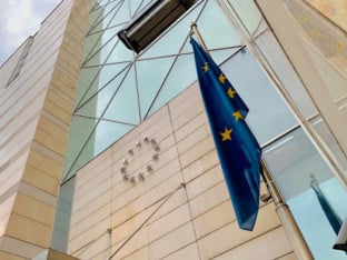 Delegacija EU: Bah stručnjak s preko 30 godina iskustva u međunarodnom pravosuđu
