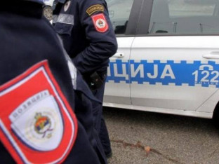 Vozilo sletjelo sa puta, povrijeđena tri lica