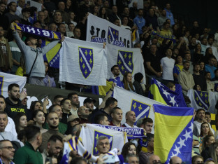 Ambasada Srbije o sramnom skandiranju u Skenderiji: Ni sporta, ni vrlina