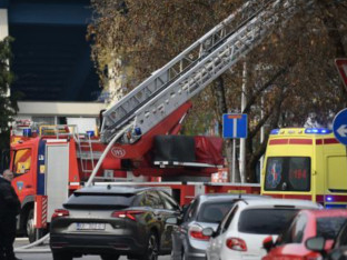 Požar u Zagrebu, na terenu pet vatrogasnih vozila