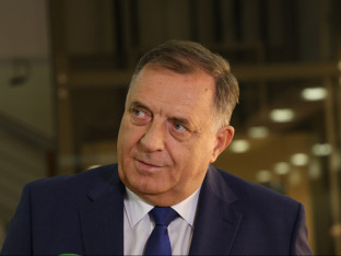 Dodik čestitao SNS-u pobjedu na lokalnim izborima
