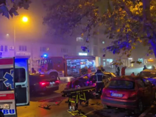U centru Novog Sada teška saobraćajka, petoro ljudi povrijeđeno