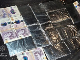 Ispod patosnica krio 59.000 britanskih funti