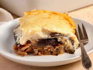Recept dana: Posna musaka sa šampinjonima