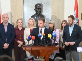 Stanivuković: Novim zakonom oduzimaju Gradu izdavanje građevinskih dozvola