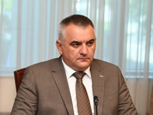 Minić otkrio kolika će biti minimalna plata iduće godine