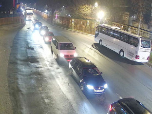 Појачан саобраћај на улазу у БиХ из Хрватске