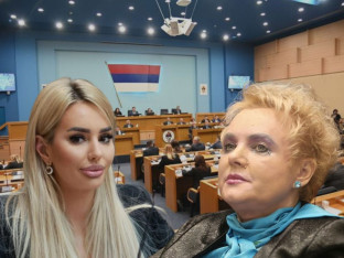Tumačenje zakona Obrenke Slijepćević štiti Nikolinu Šljivić od sukoba interesa