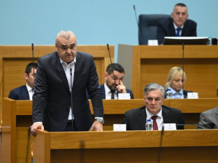 Stevanović: Srednjoškolac koji juri za lajkovima ne može voditi grad