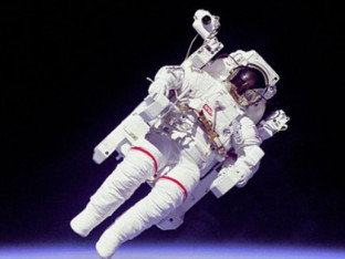 Fotografija slobode: Astronaut lebdio nevezan iznad Zemlje