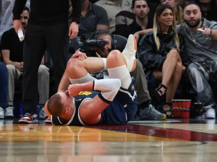 Jokić povrijedio koljeno