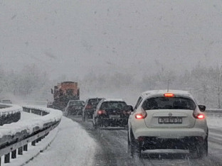 "Аутопутеви": Све дионице проходне,екипе на терену