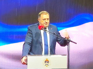 Dodik: Srpska želi da sa Srbijom obilježi svaki svoj uspjeh