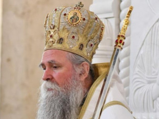Joanikije: Božić treba da bude poziv da se krene u susret Bogu