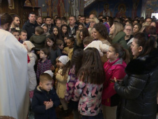 Srbi širom KiM na božićnim liturgijama