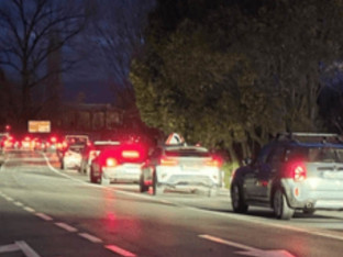 Blokade trajale tri sata, kolone kilometarske