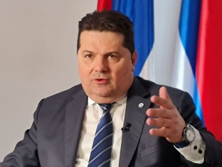 Stevandić: Potez bijelim figurama