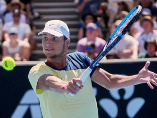 Kecmanović eliminisan u prvom kolu Australijan opena