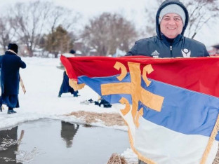 Прво богојављенско пливање у Америци