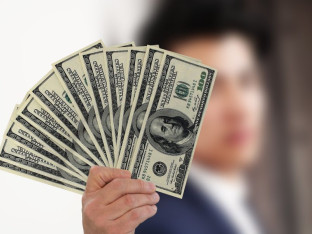 Bogatstvo milijardera u 2025. skočilo za 16 odsto, na rekordnih 18,3 biliona dolara