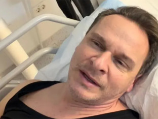 Enis Bešlagić se oglasio iz bolnice