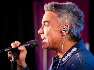 Novi album Robija Vilijamsa prvo mjesto na top-listama