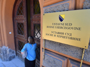 ZVANIČNO: SDA i DF traže ocjenu ustavnosti Vlade Srpske