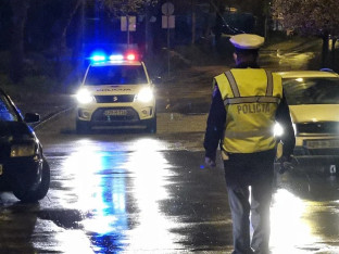 Obrušavanje kamenja na putu kod Kaknja, povrijeđena žena