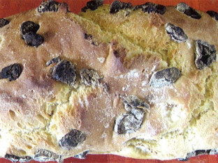 Recept za hljeb sa suvim šljivama, koji je čeličio vojnike
