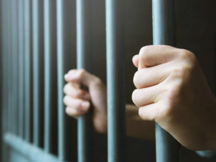 Pritvoren Banjalučanin zbog pokušaja ubistva: Potegao pištolj,  pa pretučen