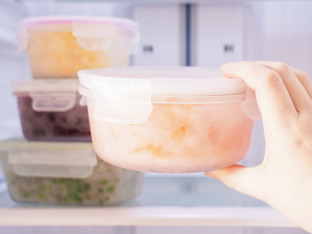 Ove namirnice nikako ne treba da držite u plastičnim posudama