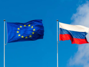 Evropska unija razmatra zamjenu ograničenja cijena ruske nafte zabranom pomorskih usluga