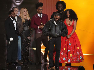 Kendrik Lamar i Bad Bani obilježili 68. dodjelu Gremija, Tramp najavio tužbe