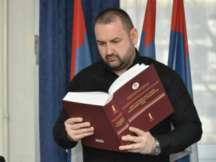 Nuždić: Opstrukcije neće obrisati zločine Petog korpusa