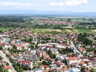 Србац: Увећане стипендије за 90 студената