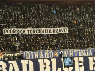 Navijači Dinama uz splitsku „torcidu“ u borbi protiv Srba