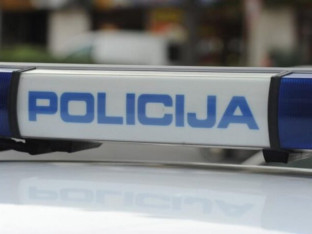 Dvije porodice u krvavoj tuči: Korišteni pištolj, mačeta i sjekira