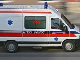 U  sudaru tri vozila povrijeđena dva lica