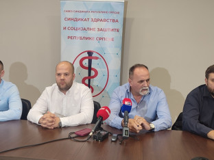 Здравствени радници траже веће плате