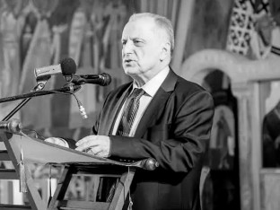 Preminuo akademik Miro Vuksanović