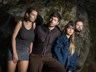 "Koikoi" predstavili spot za singl "Urnišu me šume"(Video)