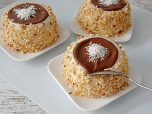 Desert iz snova: Kolač bolji od ruskih kapa, gotov za 10 minuta!