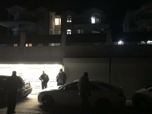 Opsadno stanje u Kotoru: Velika policijska akcija u naselju Kavač