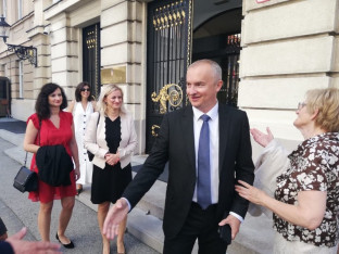 Uhapšen gradonačelnik Nove Gradiške:Pod lupom mito i  milionska imovina