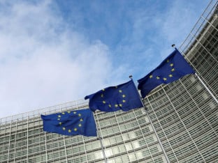 Brisel od EU napravio geopolitičkog patuljka