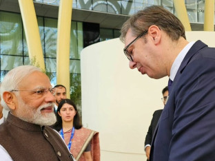 Modi ponovo šerovao Vučićev autorski tekst: "Lijep članak"