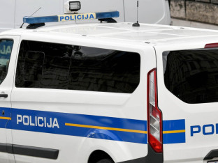 Skrivao više od četiri kilograma droge u vozilu