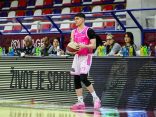 Mega lako u polufinale