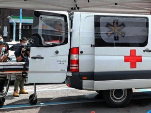 Užas na ceremoniji: Sveštenik se ispovraćao po predsjedniku države!